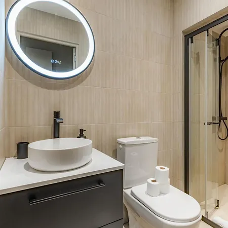 Cosy 2 Pieces Optimise Au Coeur De Chatelet Daire Paris